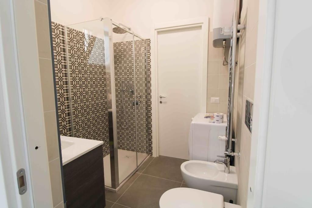Lejlighed Delicious 2 Bed And Garden By Yh Rom